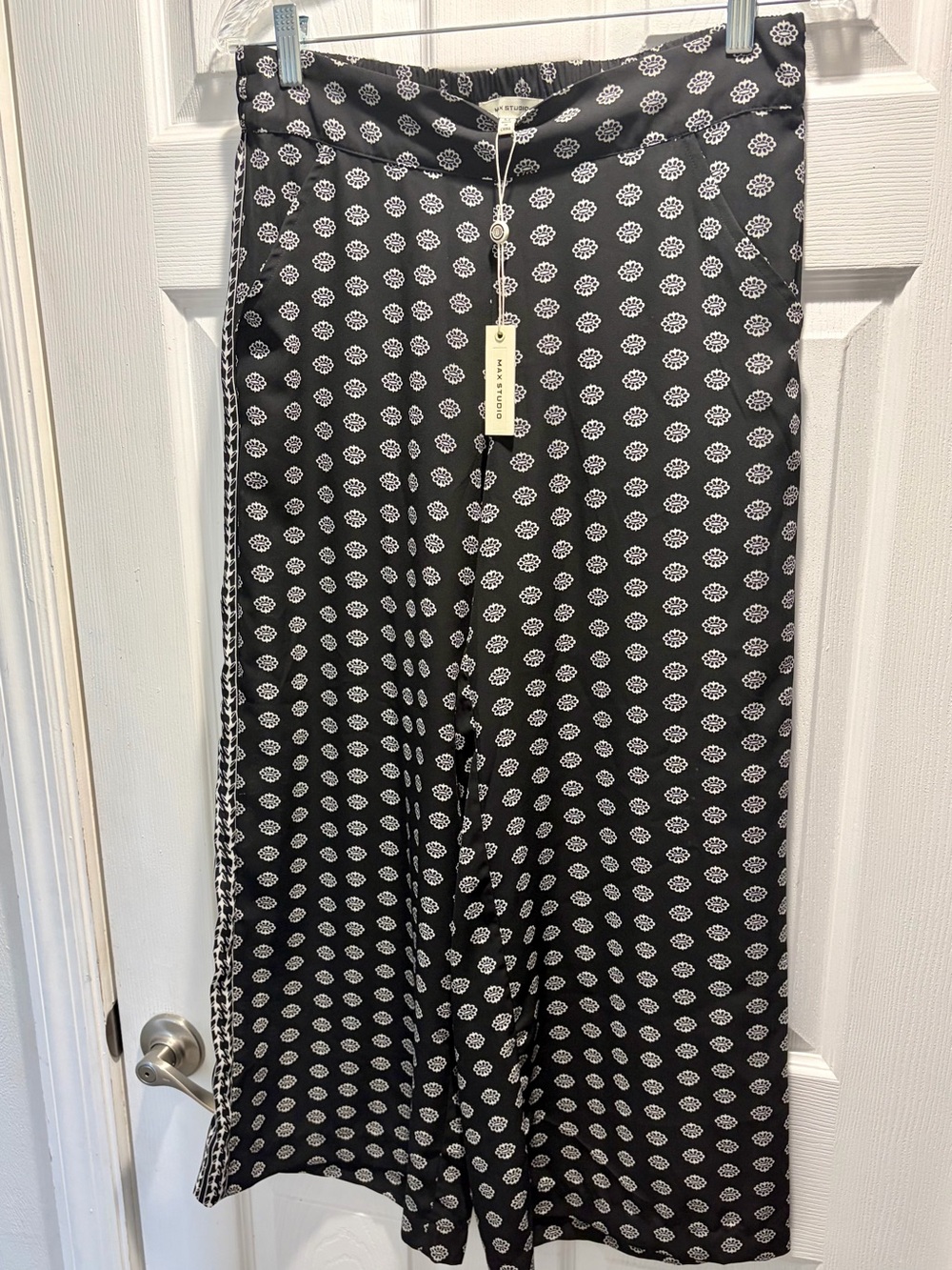 Max Studio Women Med Wide-Leg Printed Palazzo Pants - Black/White NWT